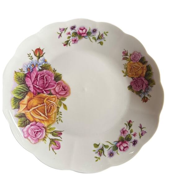 Roses Floral Plate 10” Dinner Party Serving Cabin Cottage VTG (?) Hippie Flower - Picture 3 of 10